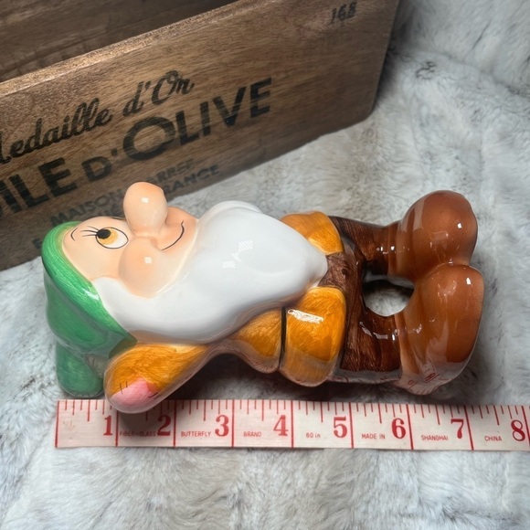 Disney Bashful Dwarf Snow White Ceramic Figurine Figure Green Hat Vintage - Picture 11 of 11